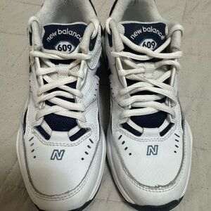 Men’s New Balance 609 Black & Blue – Size 6 1/2, Lightly Used